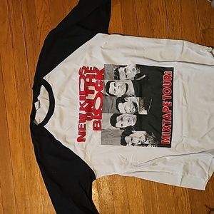 Medium New Kids on the Block Mixtape tour concert tshirt